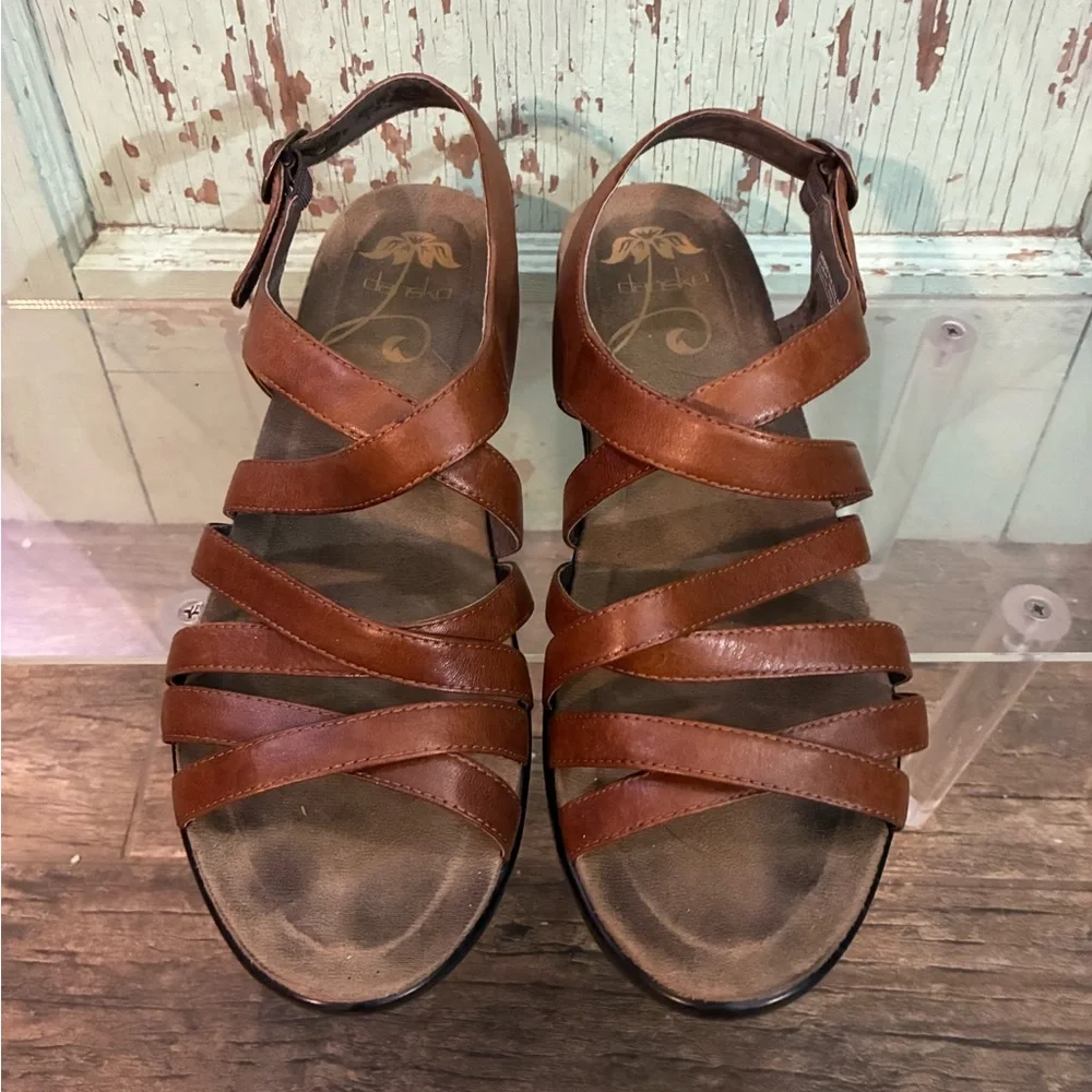 Women’s Dansko brown leather strappy sandals - Picture 1 of 6